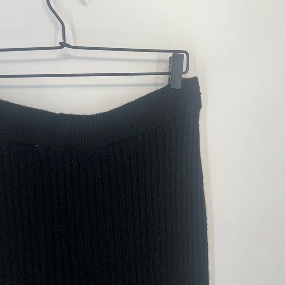 H&M Rib Knit Wide Leg High Rise Trousers In Black - Picture 8 of 8